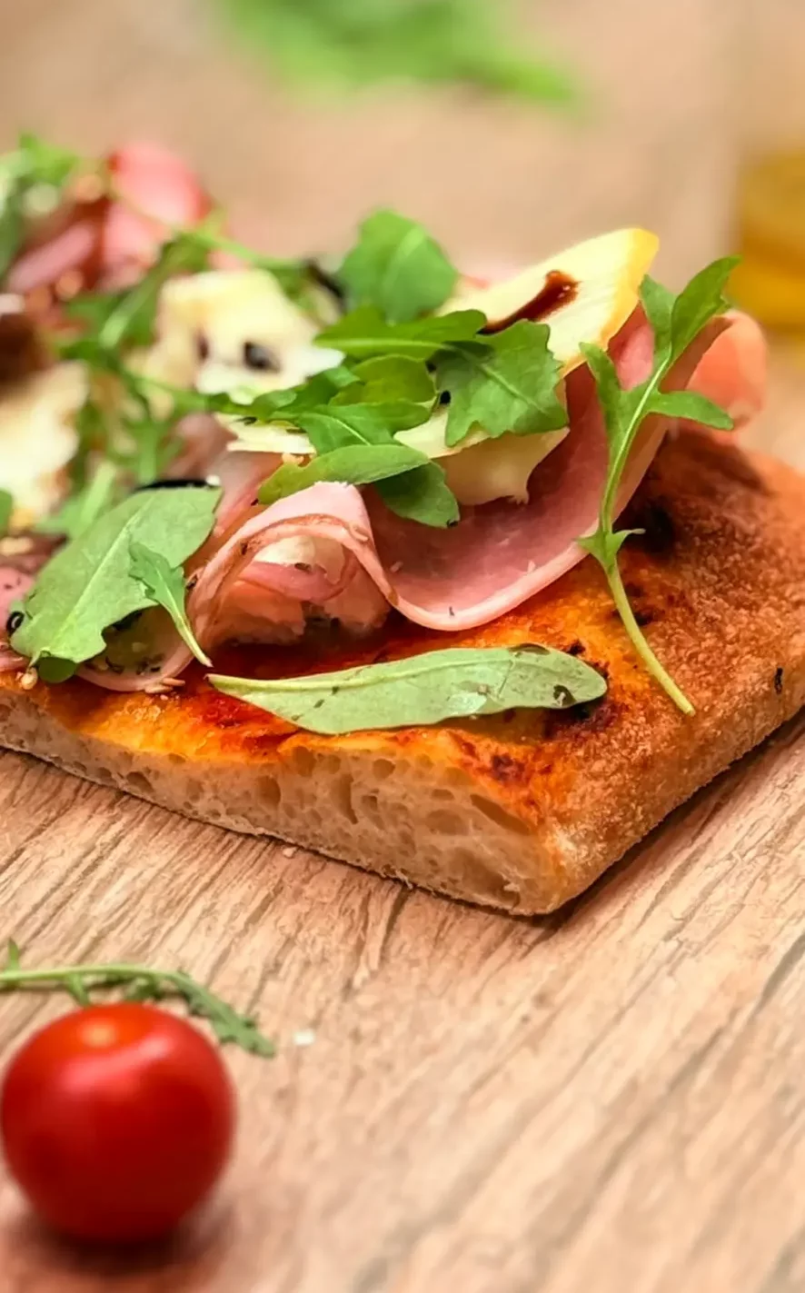traiteur italien dans le 92 avec une belle pizza