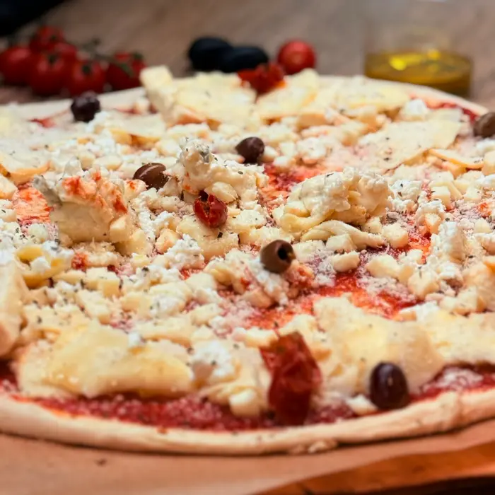 La Pizza du dimanche soir pizza 7 fromages.webp
